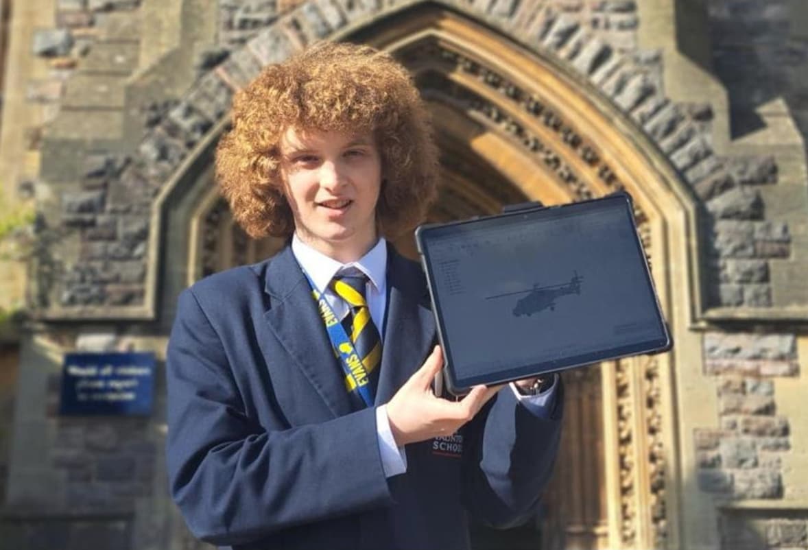 Taunton School student receives prestigious engineering scholarship